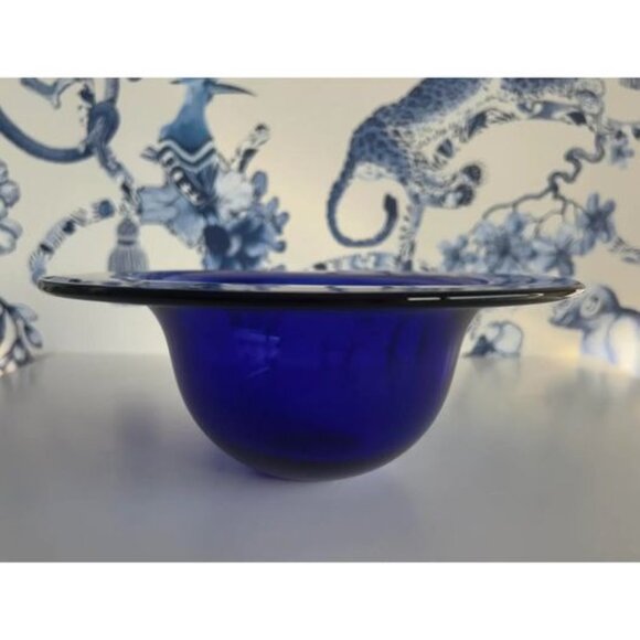 Beautiful Hand Blown Cobalt Blue Glass Bowl - Picture 4 of 6